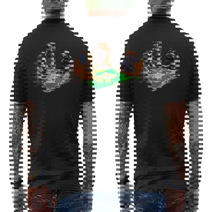 パグ 犬 麻雀 面白いtシャツ 文字入り メンズ おもしろ 面白い 服 おもしろグッズ ネタ 雀士 メンズTシャツ バックプリント