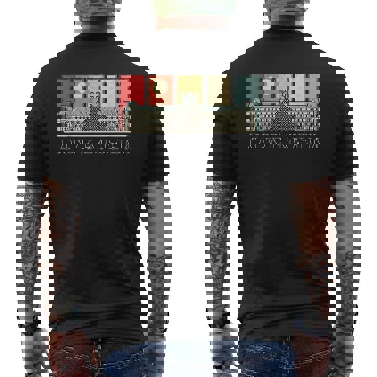 パリのルーブル美術館 フランス観光 メンズTシャツ バックプリント