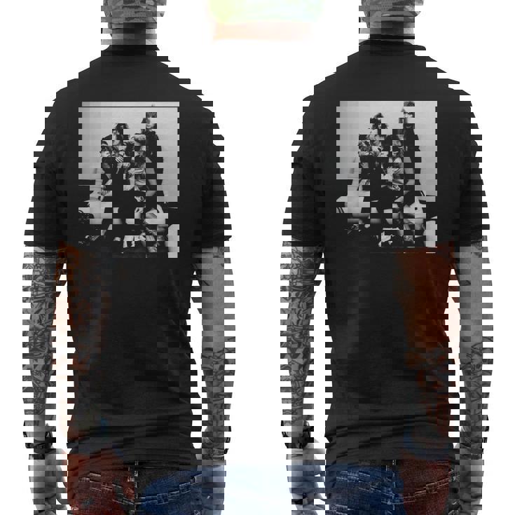 パンク・ロック・バンド ニューヨーク・ドールズ 1973 メンズTシャツ バックプリント