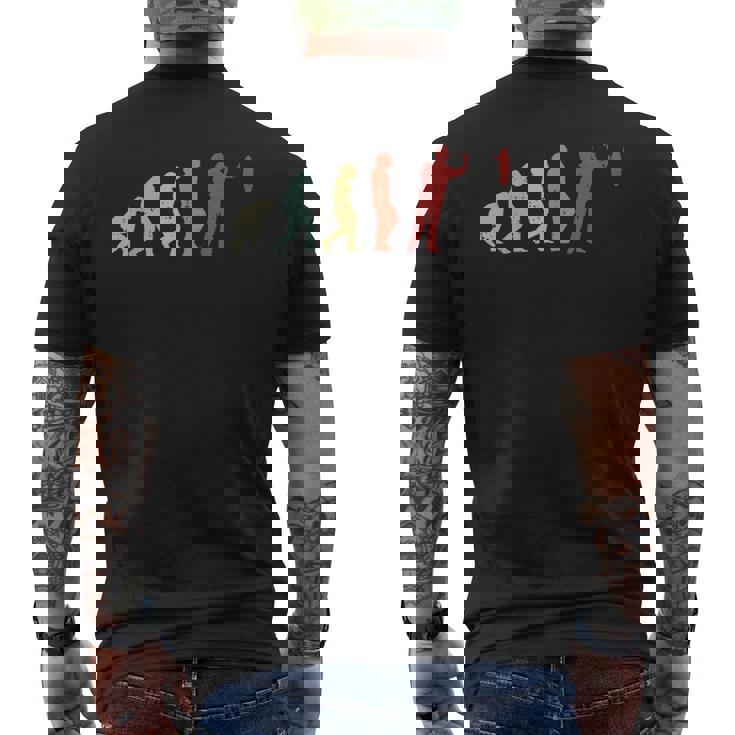 ビンテージダーツ進化面白いダーツダーツプレーヤーのギフト メンズTシャツ バックプリント