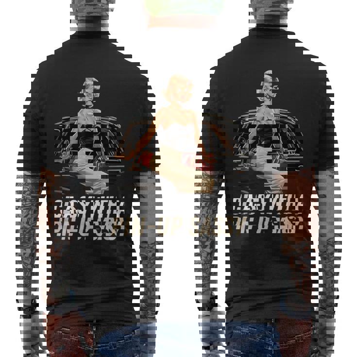 ピンナップガール クラシック オールドカー クラッシー ピンナップ生意気付き メンズTシャツ バックプリント