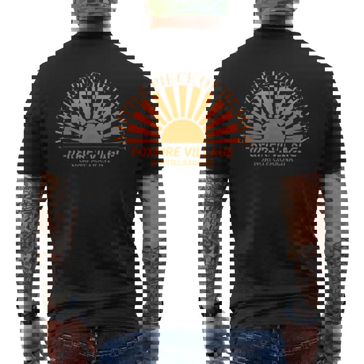 フォックスファイアービレッジノースカロライナアリトルピースオブヘブン メンズTシャツ バックプリント