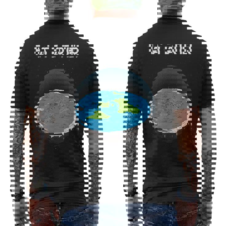 フラットアースマップ 陰謀 メンズTシャツ バックプリント