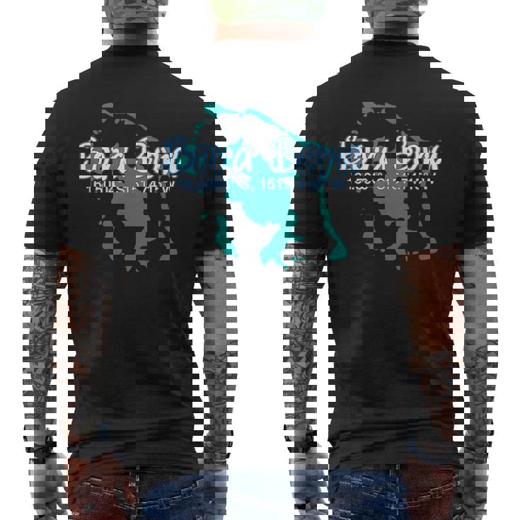 ボラボラ島のコーディネート、観光休暇。 メンズTシャツ バックプリント