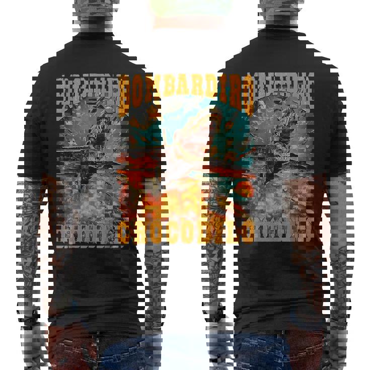 ボンバディロクロコダイルミームクロコダイルファイア-イタリアンブレインロット メンズTシャツ バックプリント
