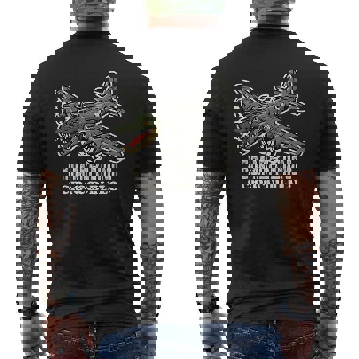 ボンバルディーノ クロコディージョ イタリアン ブレイン ロット 動物 ミーム メンズTシャツ バックプリント