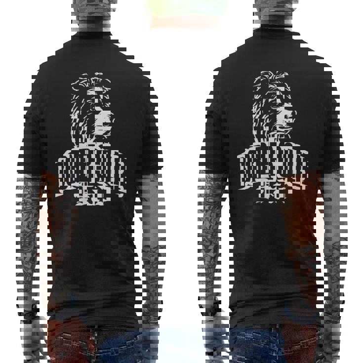 ボーダーコリーのお父さんとかわいい犬の頭を胸に メンズTシャツ バックプリント