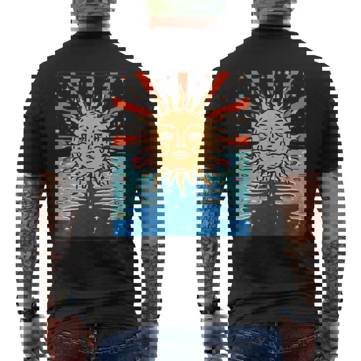 ボーホー 太陽と月 天体 三日月 フェイズ メンズTシャツ バックプリント