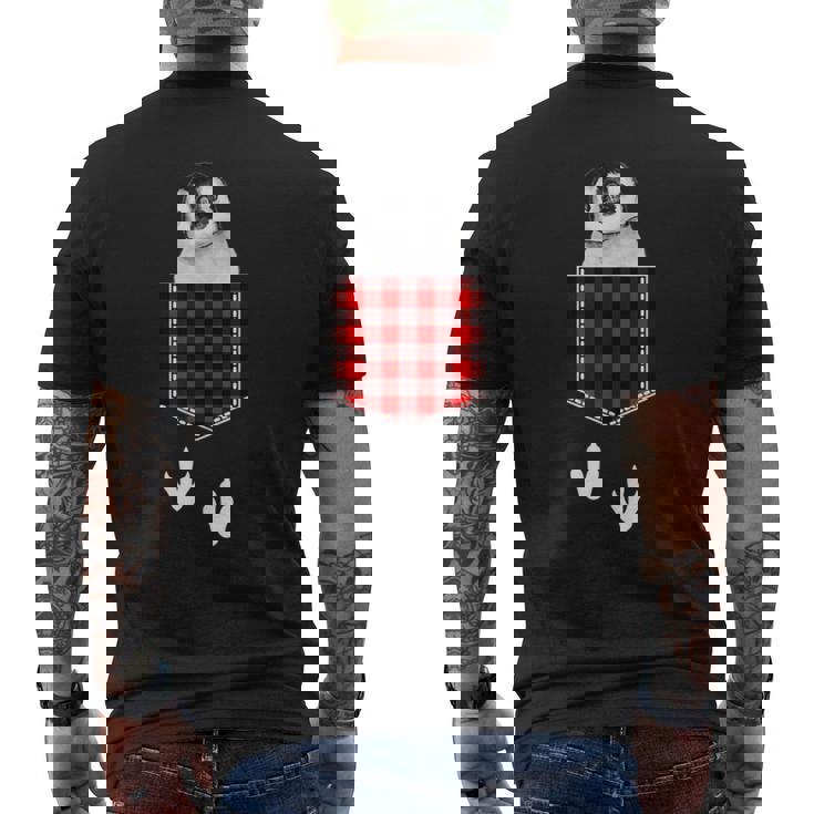 ポケットから覗き出るかわいいペンギン メンズTシャツ バックプリント