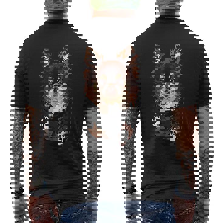 ポケットに入ったチワワ チワワ 子犬 長髪 犬好き メンズTシャツ バックプリント