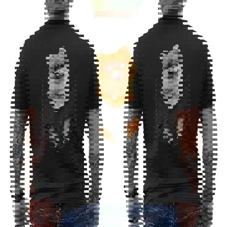 ポム犬愛好家のためのポケットに入った面白いポメラニアン。 メンズTシャツ バックプリント