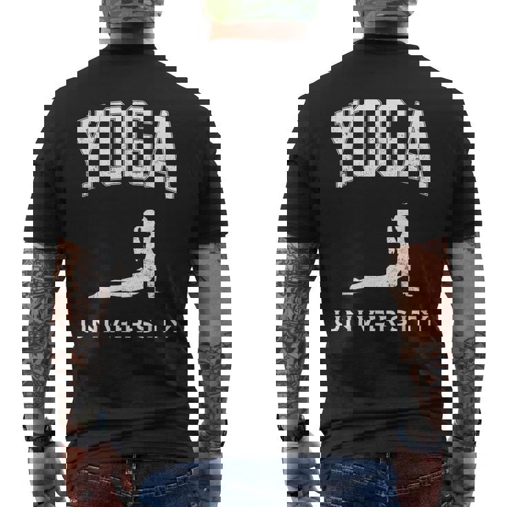 ヨガ 大学 大学 面白い メンズTシャツ バックプリント