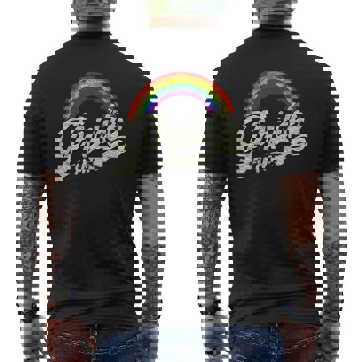 レインボー、プライドタイム、Lgbt メンズTシャツ バックプリント