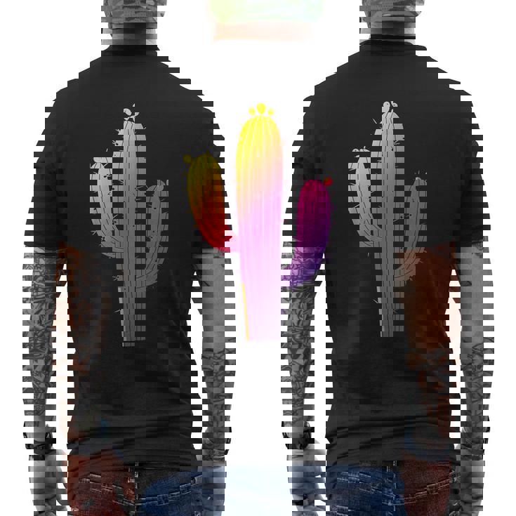 レインボーサボテン 砂漠の夕日と太陽の雰囲気 メンズTシャツ バックプリント