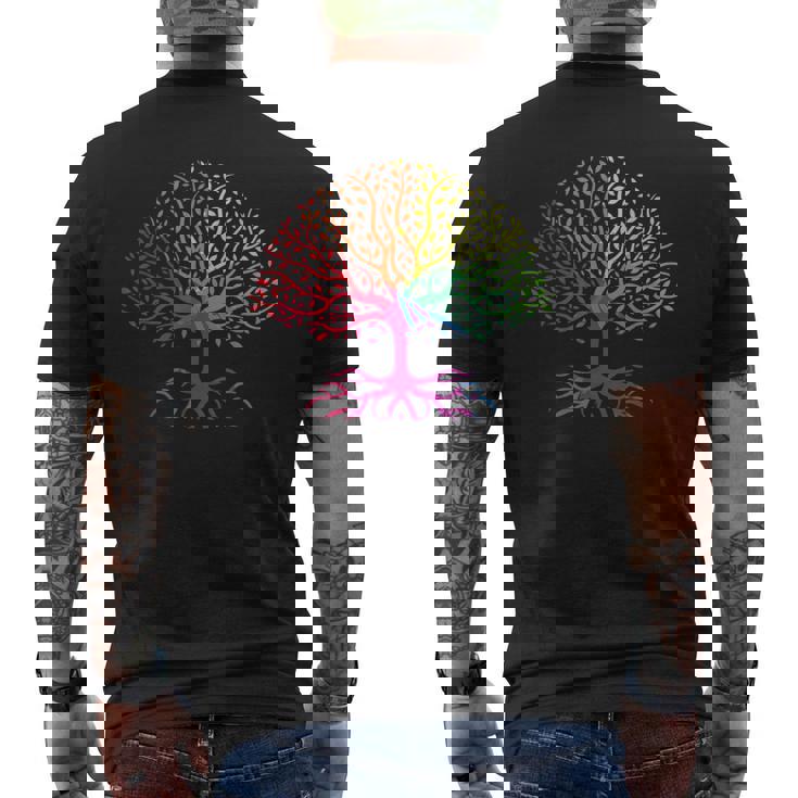 レインボーフラッグ ツリー・オブ・ライフ Lgbt ゲイ・プライド月間 Lgbtqアライ メンズTシャツ バックプリント