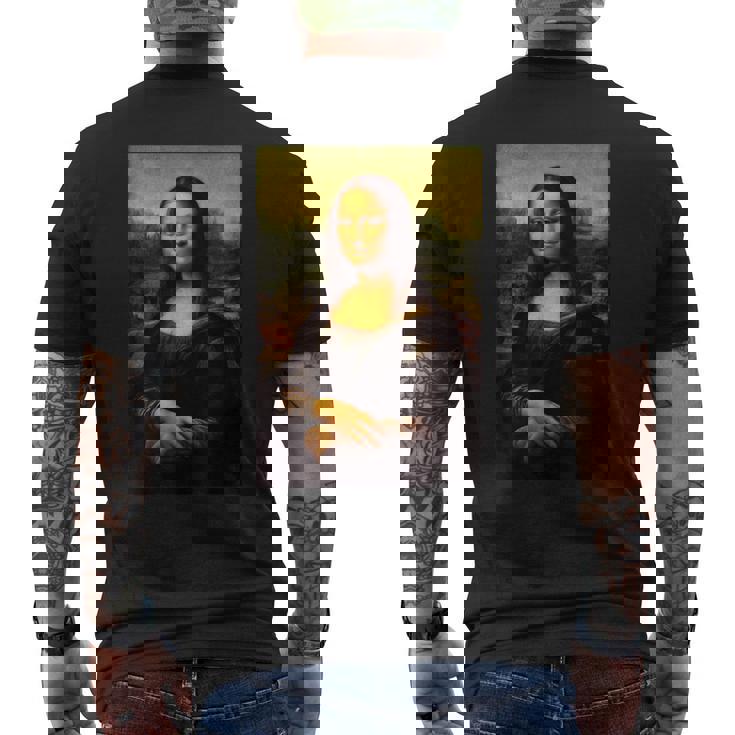 レオナルド・ダ・ヴィンチによるモナ・リザジョコンダ-モナリザ1519 メンズTシャツ バックプリント