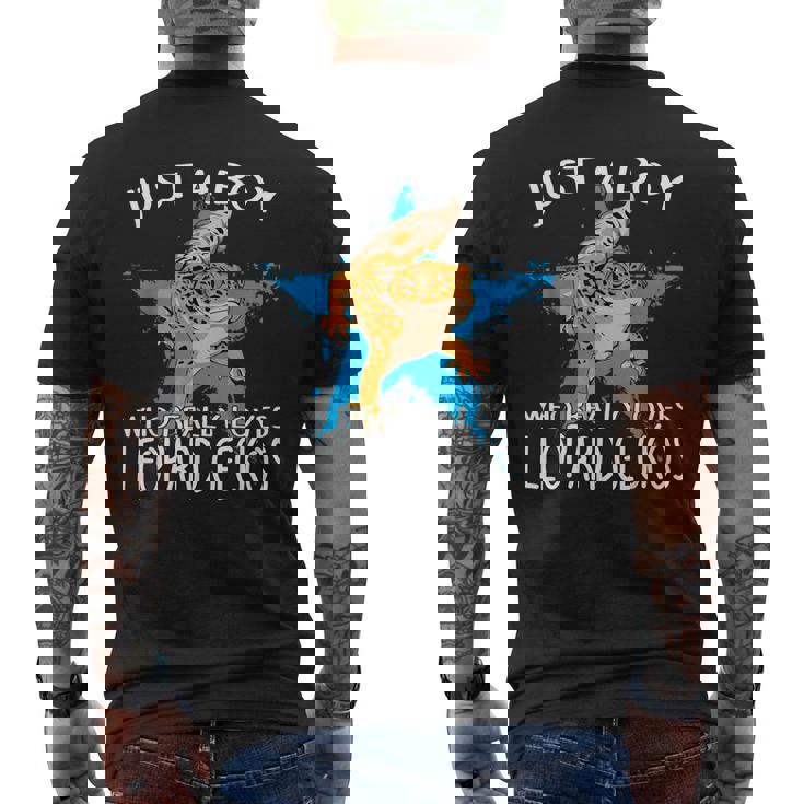 レオパード・ゲッコーが大好きな男の子です。トカゲ 爬虫類 ヒョウモントカゲモドキ メンズTシャツ バックプリント