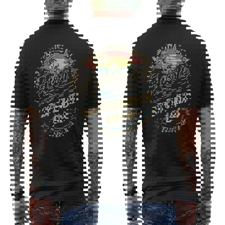 レトロな77歳の男性向けギフト 1948年9月77歳 メンズTシャツ バックプリント