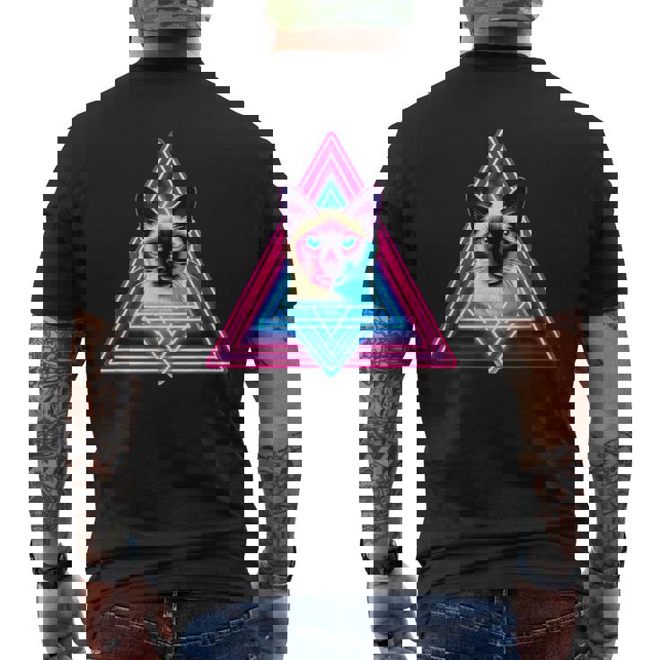 レトロな三角形のピラミッド猫のシャム猫 メンズTシャツ バックプリント