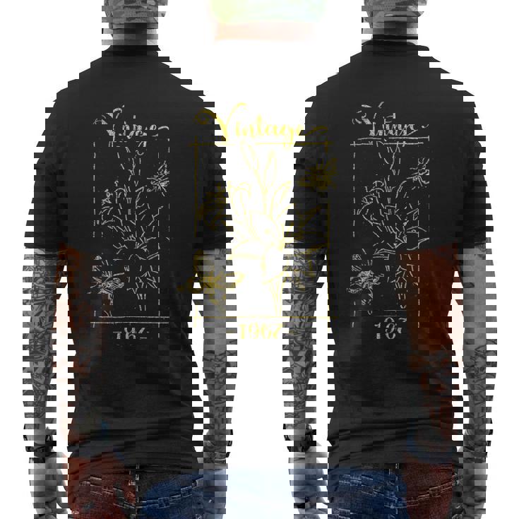 ヴィンテージ 1967 百合花 蝶 56歳 56歳の誕生日 メンズTシャツ バックプリント