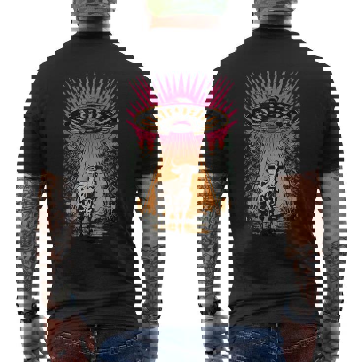ヴィンテージ Ufo 牛 誘拐 エイリアン レトロ メンズTシャツ バックプリント
