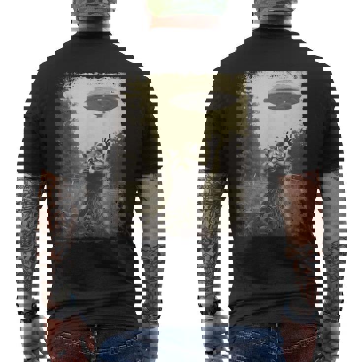 ヴィンテージ ヒップスター レトロ Hip Hop Uap ストリートウェア エイリアン 面白い Ufo ラクーン メンズTシャツ バックプリント