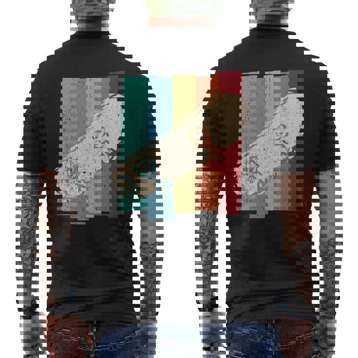 ヴィンテージ レトロ スケート スケートボード スケーター スタント ボーイズ キッズ メンズTシャツ バックプリント