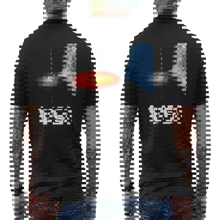 公式ライセンス。 Nasaシグナスブラックホールスペースギフト メンズTシャツ バックプリント