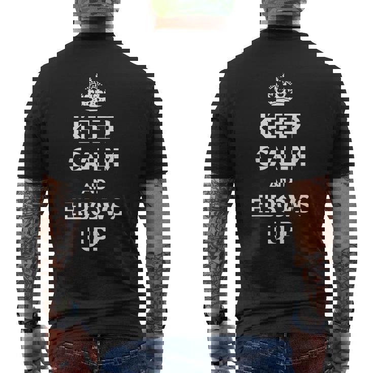 冷静さを保ち、ひじをかいてカナディアン・プラウド・ノース・ストロング・アンド・フリーに メンズTシャツ バックプリント