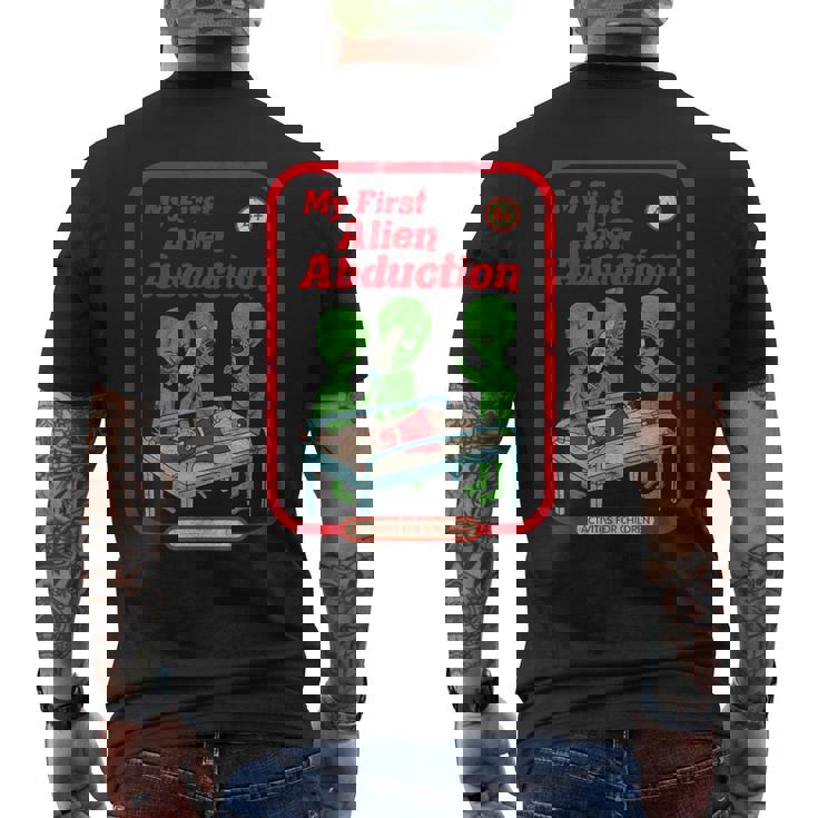 初めてのエイリアンアブダクション ヴィンテージチャイルドゲーム ホラーゴスパンク メンズTシャツ バックプリント