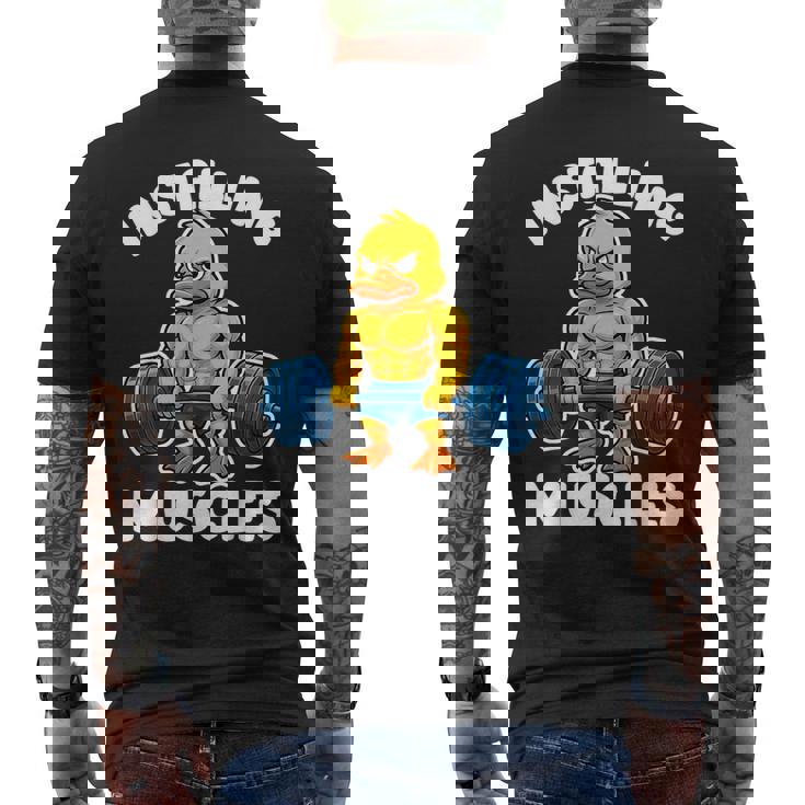 取り付け 筋肉 アヒル ウェイトリフティング フィットネス ジム 男の子 男性 メンズTシャツ バックプリント