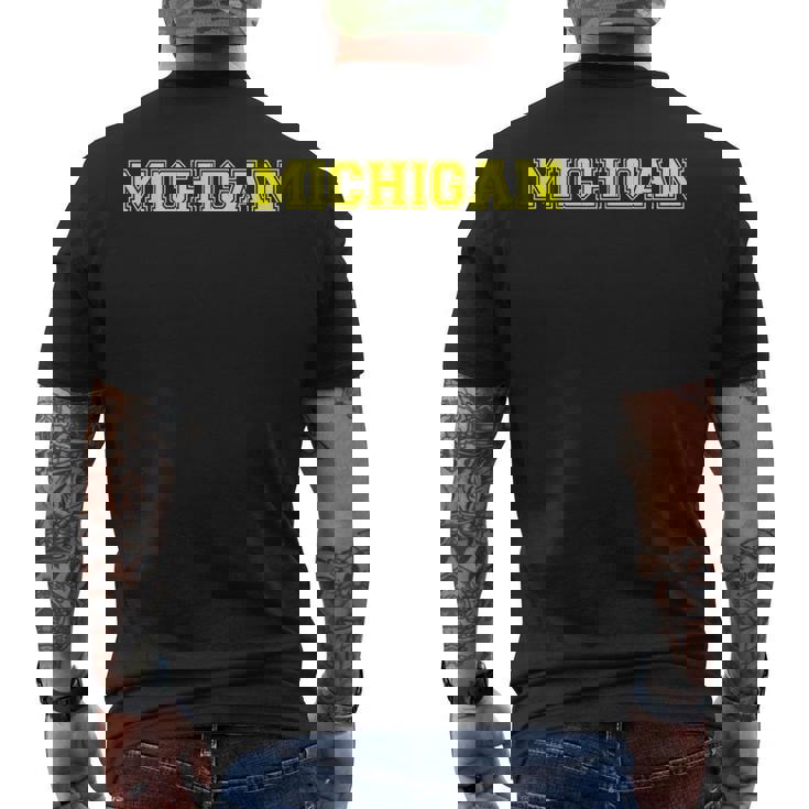 大学スタイル ミシガン スポーツギフト メンズTシャツ バックプリント