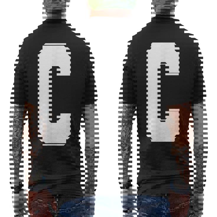 大文字 C アルファベット モノグラム イニシャル メンズTシャツ バックプリント