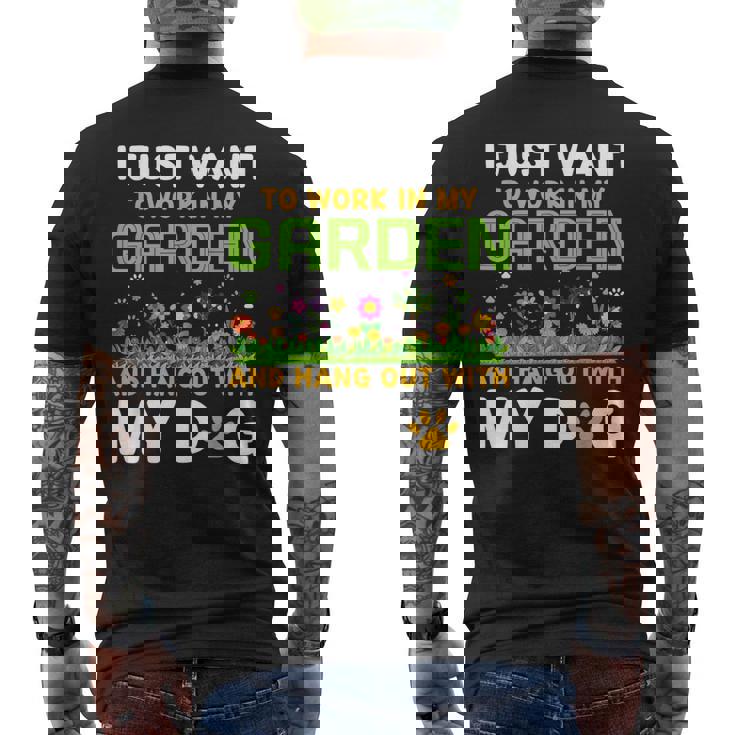 庭で働いて犬とたむろしたい メンズTシャツ バックプリント