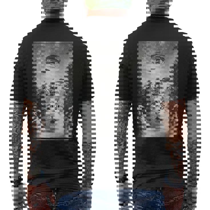 怖い猫 エイリアン Ufo 宇宙愛好家 面白い メンズTシャツ バックプリント