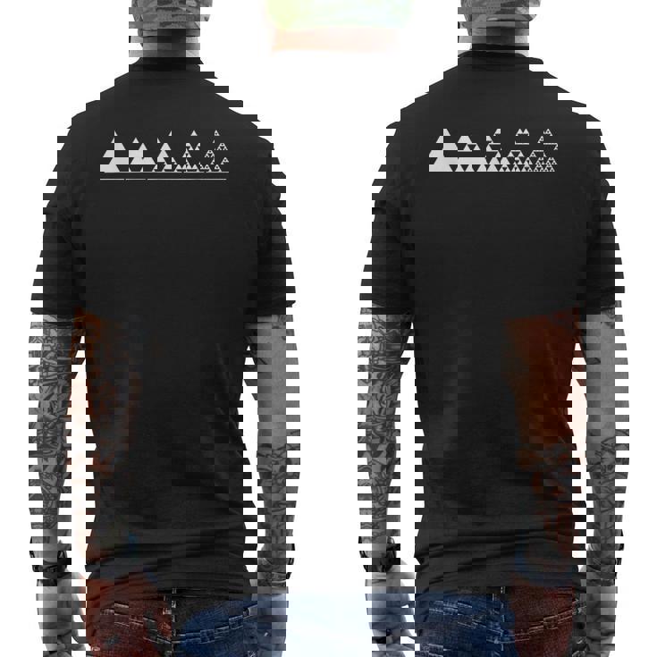 数学シェルピンスキーの三角形フラクタル幾何学数学 メンズTシャツ バックプリント