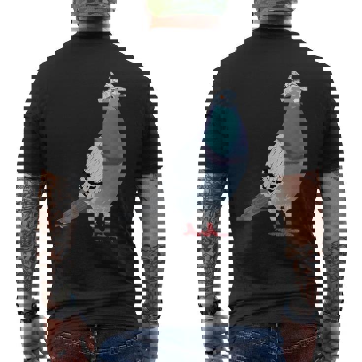 新聞帽子をかぶった鳩 メンズTシャツ バックプリント