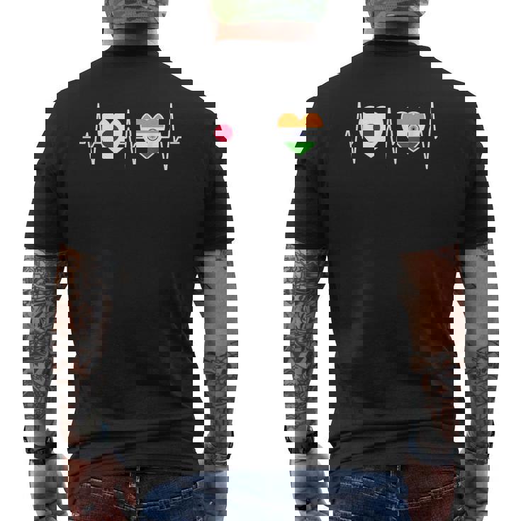 日本とインド インドの国旗 国旗 メンズTシャツ バックプリント