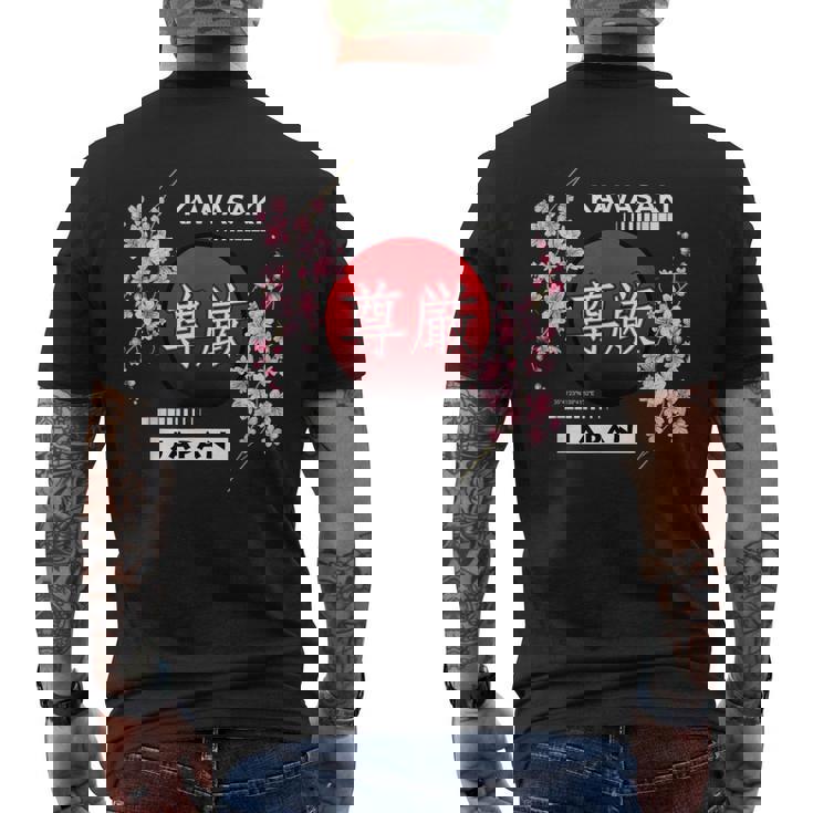 日本の都市の桜桜の花、川崎 メンズTシャツ バックプリント