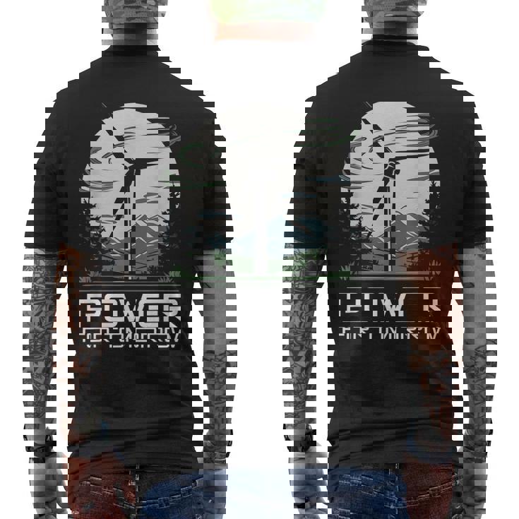 明日地球の日のための風力発電 クリーンエネルギー 風力タービン メンズTシャツ バックプリント