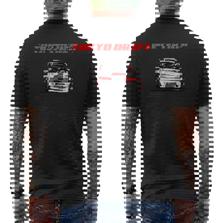 東京 ドリフトカー ジャパン ドリフトレーサー ドーナツ 運転 横向き メンズTシャツ バックプリント