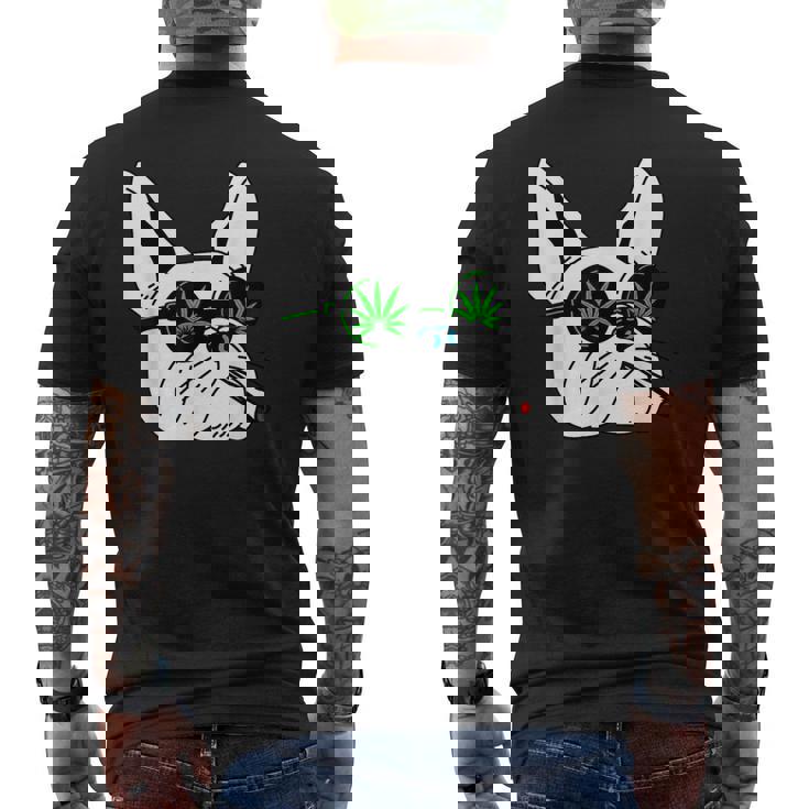犬のサングラス喫煙420クールな雑草大麻マリファナ メンズTシャツ バックプリント