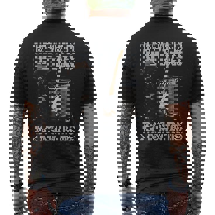 犬好き ギター ミュージシャン ペット 犬 演奏 ギター 面白い メンズTシャツ バックプリント