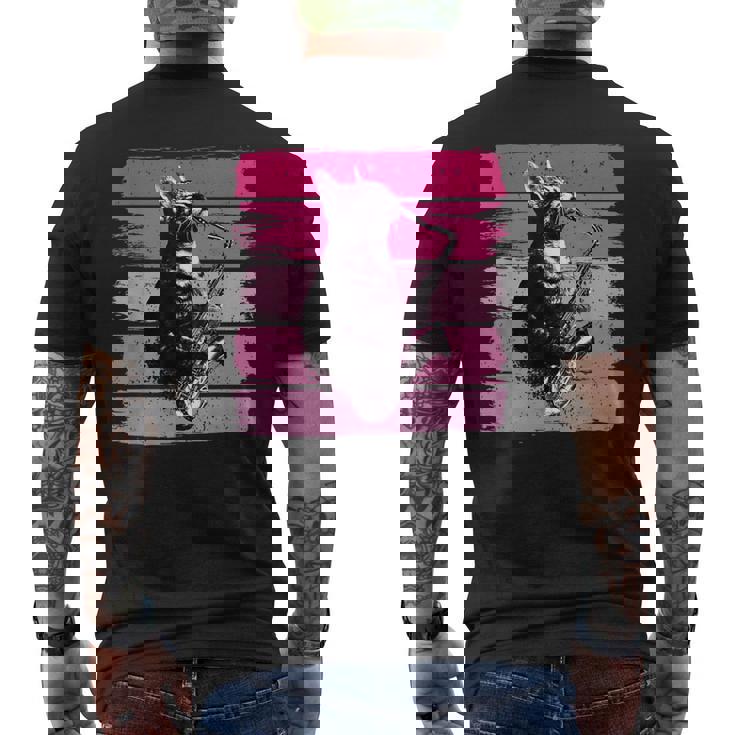 猫 演奏 サックス おもしろい 猫 ジャズ サックス レトロ サックス メンズTシャツ バックプリント