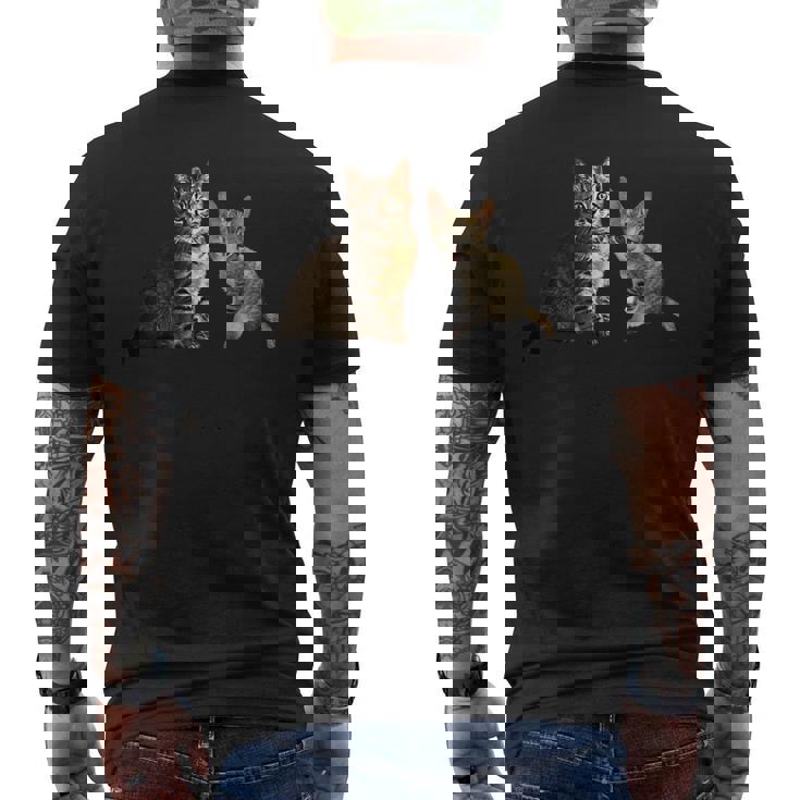 猫のルルとララ メンズTシャツ バックプリント