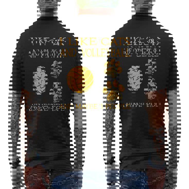 猫やバレーボールが好きで、3人もいるかもしれません。 メンズTシャツ バックプリント