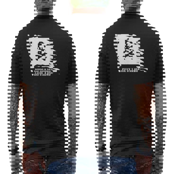 琵琶湖の海賊 ドクロ 旗 日本の景勝地 パロディ Biwako 滋賀県 日本 メンズTシャツ バックプリント