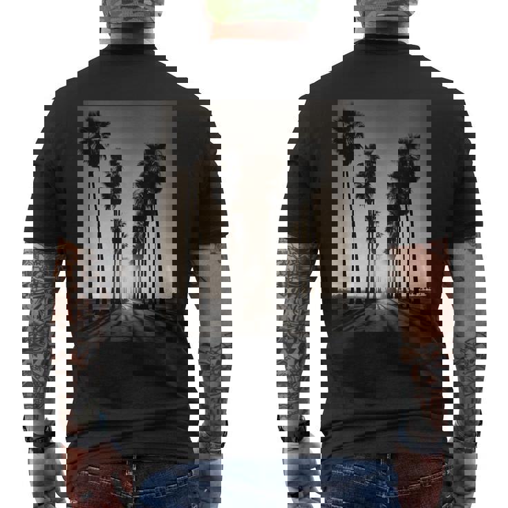 白黒写真 ヤシの木の夕日 ビンテージ写真 メンズTシャツ バックプリント