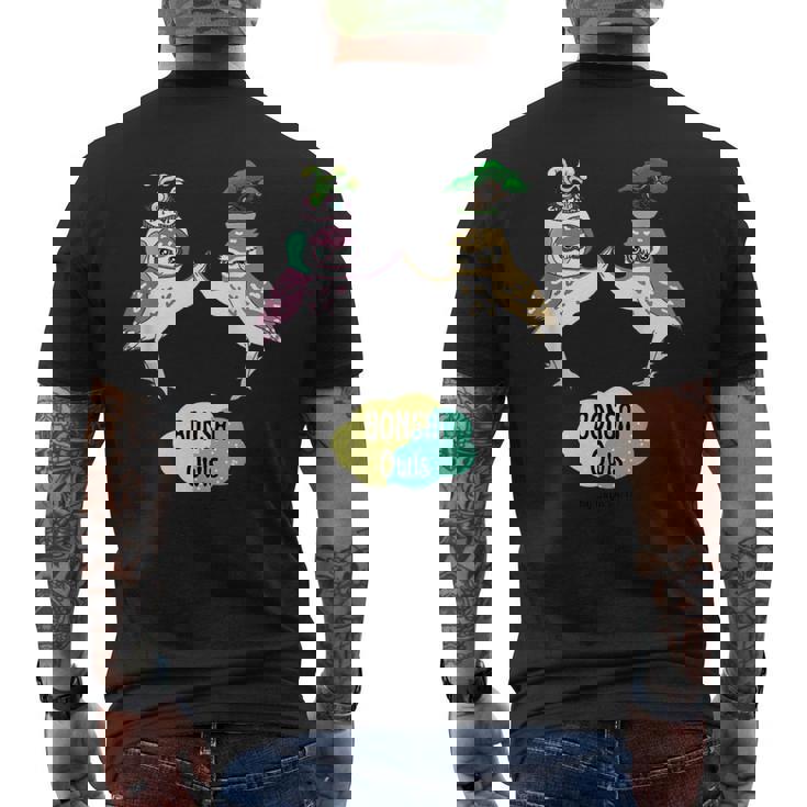 盆栽フクロウと宇宙盆栽フクロウ メンズTシャツ バックプリント