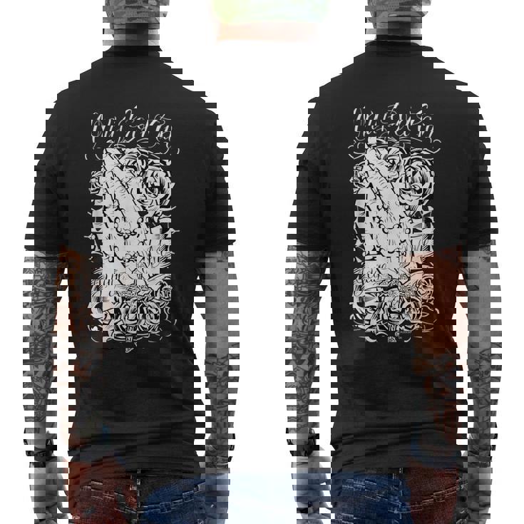 神だけが私を裁くことができるローライダーアートチカーノカルチャー メンズTシャツ バックプリント